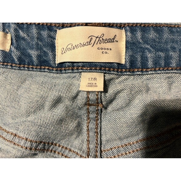 Like New Denim Shorts -Size 17R / XL - Picture 3 of 6